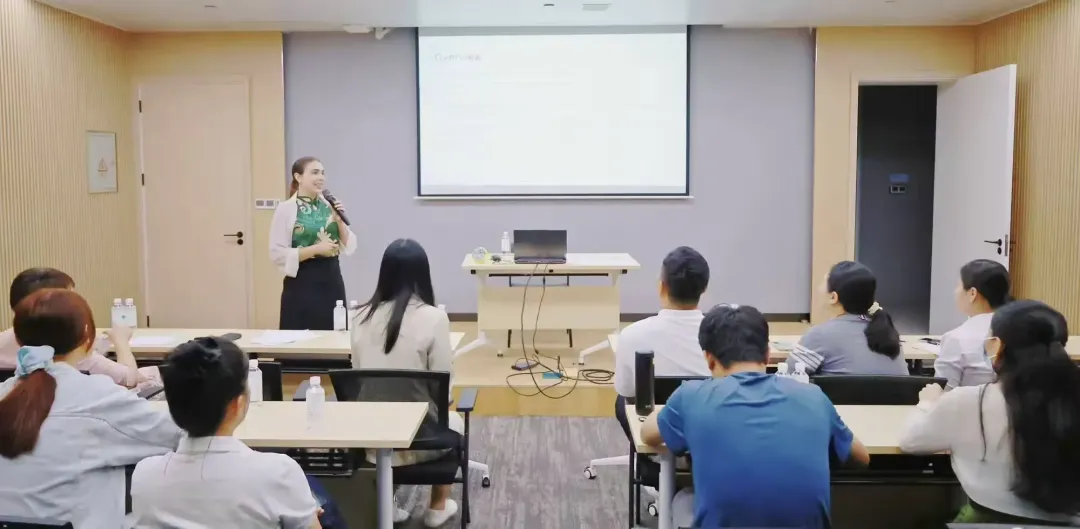 迎接封關(guān)新時(shí)代，提升英語硬實(shí)力——三亞環(huán)農(nóng)